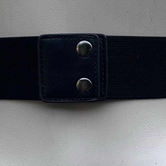 NWOT Boho Ethnic Fashion Stretch Belt 25" Multicolor Beaded W/ Shell & Tassels - Picture 7 of 10